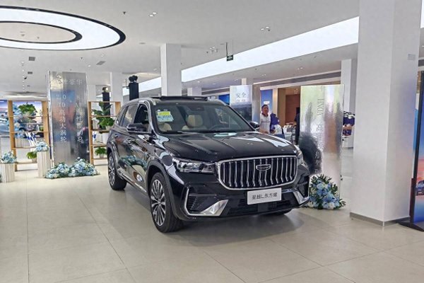 牛融网 吉利星越L东方曜：以东方美学与硬核科技，重塑燃油SUV新标杆